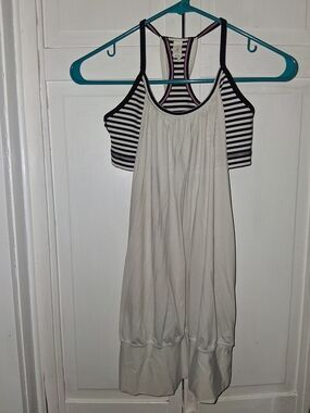 lululemon athletica White Tank with Black Stripe Shelf Bra